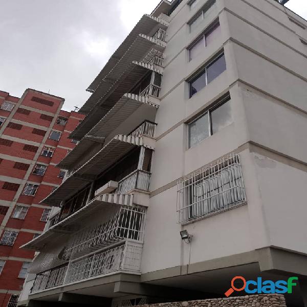 Apartamento en El Marques (amoblado) EN ALQUILER