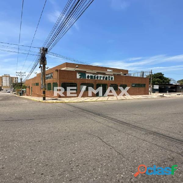 Edif. Comercial en Alquiler. Sector Veritas Remax Millenium