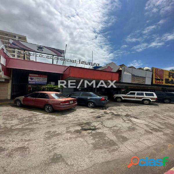 Local en Alquiler Av. Bella Vista, Calle 78 Remax Millenium