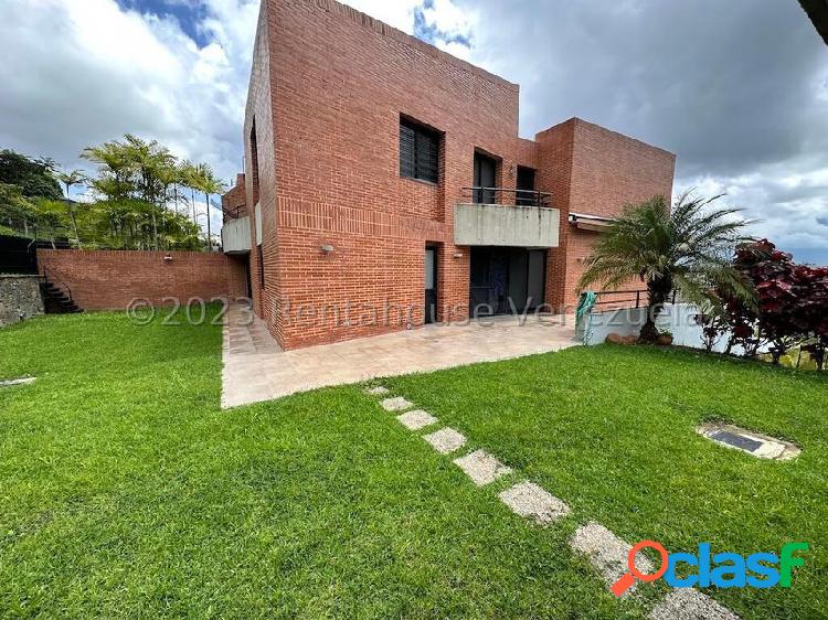 TOWNHOUSE EN VENTA EN LA TRINIDAD