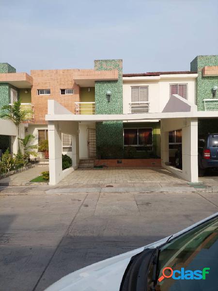 TownHouse en Res. Brisas del Valle, El Remanso. PLTH-239