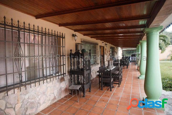 24-12829 Casa en Venta en Colinas de Guataparo Valencia