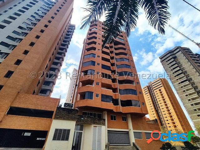 24-14047 Comodo apartamento en Venta ubicado en la