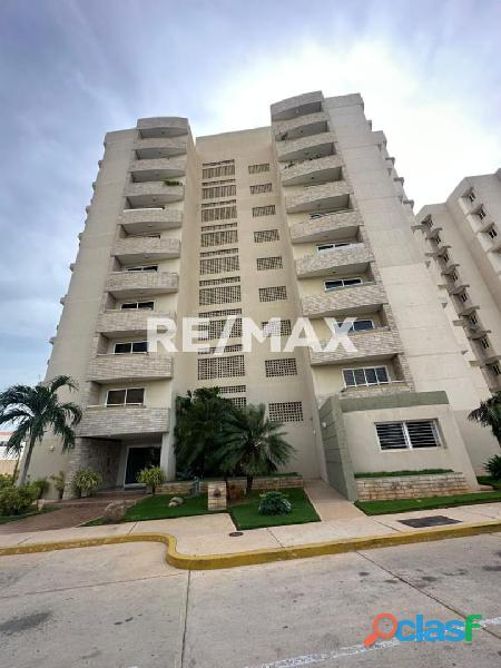 Apto. En Venta Lago Country III. Remax Millenium