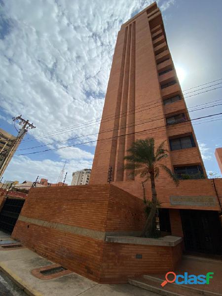 Apto. en Venta Edificio Makiritare Remax Millenium