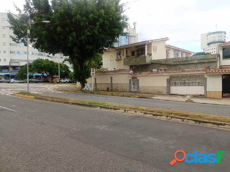 Casa con Potencial Comercial (PM)