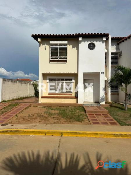 Casa en Venta Villa Aguamarina Remax Millenium