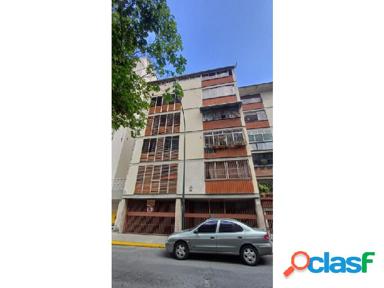 APARTAMENTO EN CHACAO DE OPORTUNIDAD