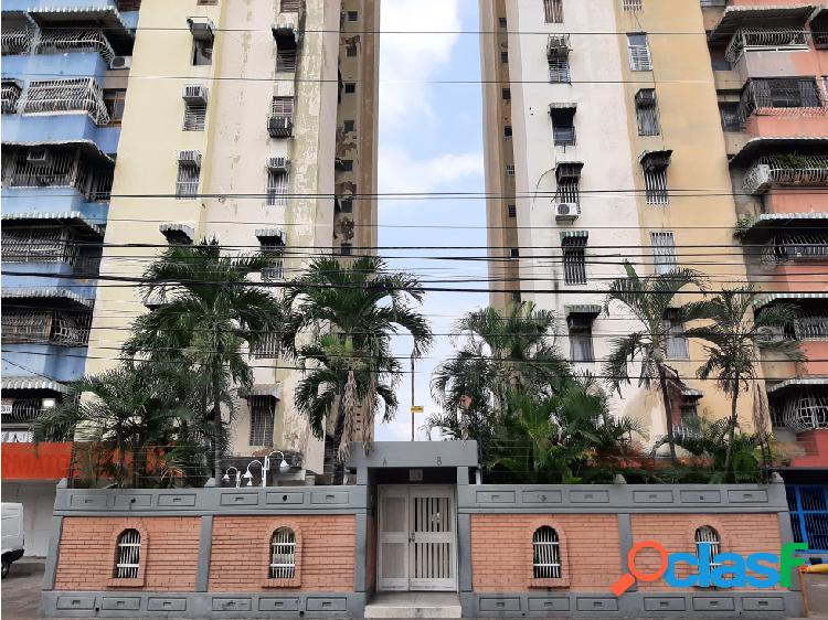 APARTAMENTO EN VENTA EN MARACAY DV-6930159