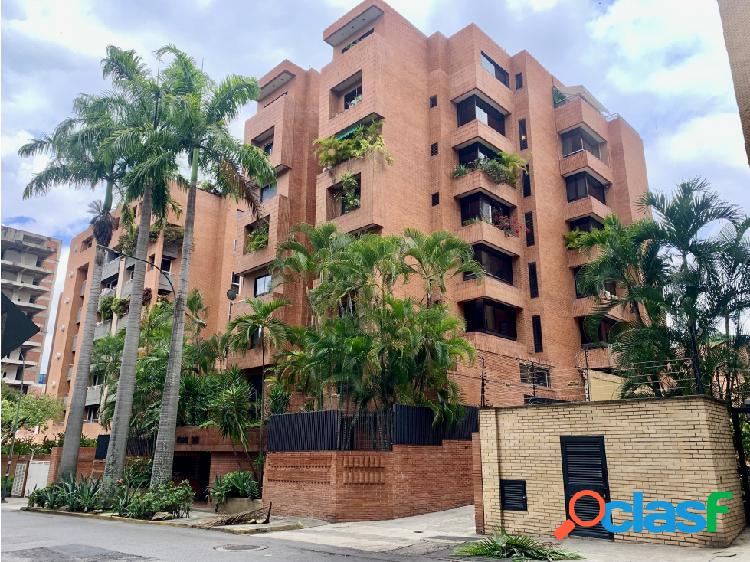 Alquiler apartamento amoblado y equipado Campo Alegre 84M²,