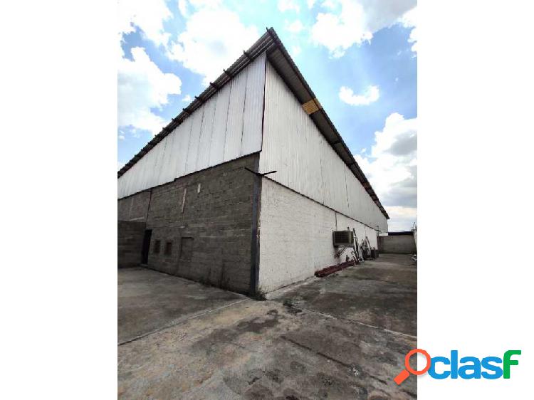 Alquiler galpón Industrial 550 m2, 1b, 10 ptos, Guatire