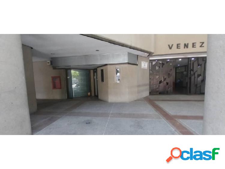 Alquilo Local Comercial De 150m2 / El Rosal