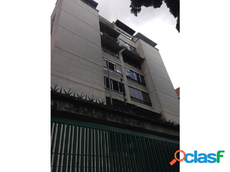 Alquilo apartamento 87m2 La Trinidad 3062