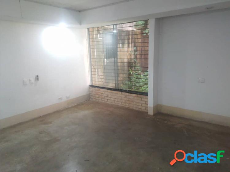 Alquilo oficina 30m2 Prados del Este 2821