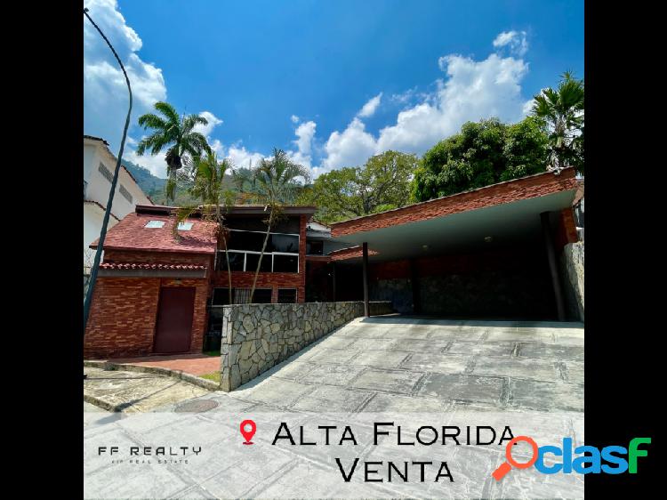 Alta Florida Venta Casa en Calle Privada 720m2 5h+S/5b/4pe