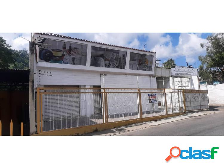 Amplio Galpón en Alquiler y Venta en La Entrada de