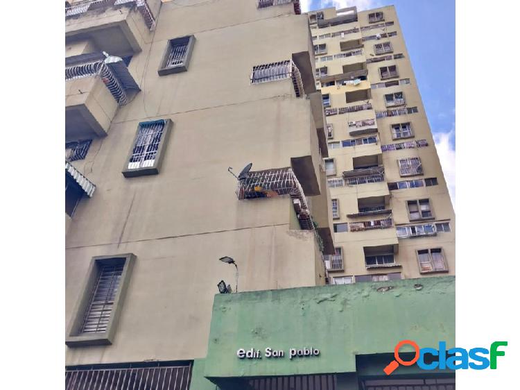 Apartamento Duplex en la Av. Baralt, Conjunto San Pablo.