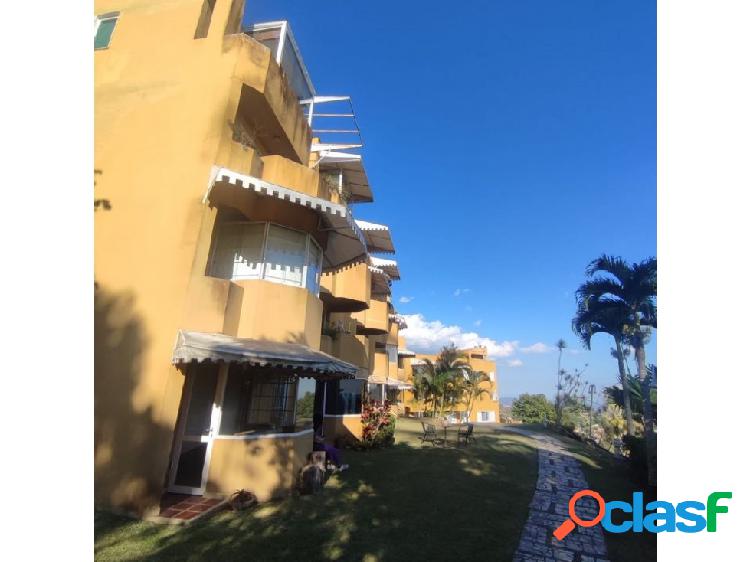 Apartamento El Hatillo 55 m2 tipo estudio 1b/1p piscina