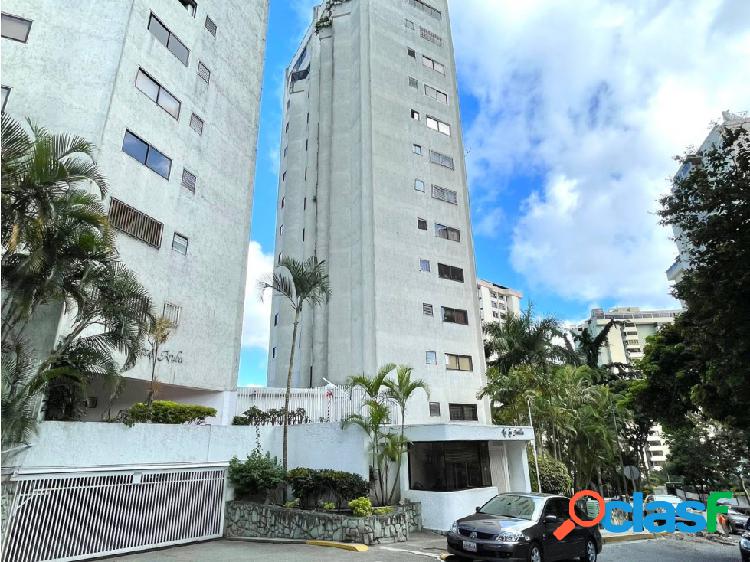 Apartamento a Remodelar en Lomas de Prado del Este