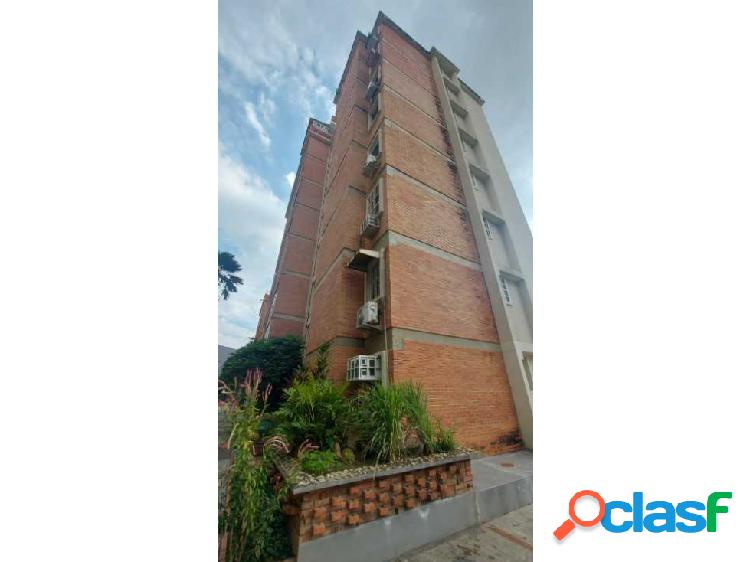 Apartamento ede 160m2 en Barrio Sucre 1 en Maracay