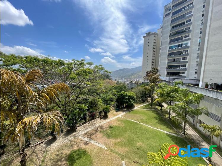 Apartamento en Alquiler 82m2 2h+2b+2p Lomas de Prados del