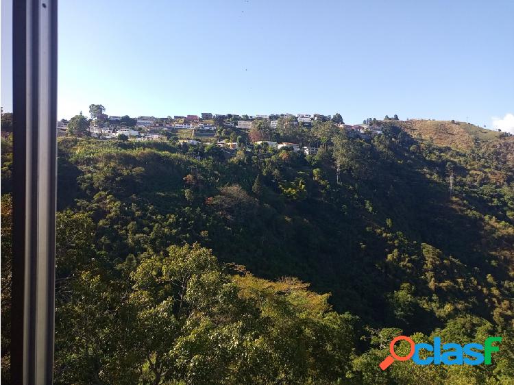 ¡Apartamento en Los Naranjos con Maravillosa Vista! /#ER