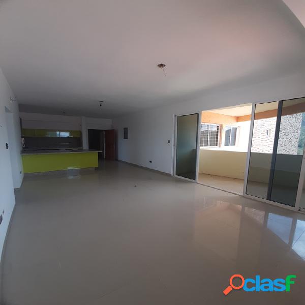 Apartamento en Res. Royal Palace, Urb. El Parral, Valencia.