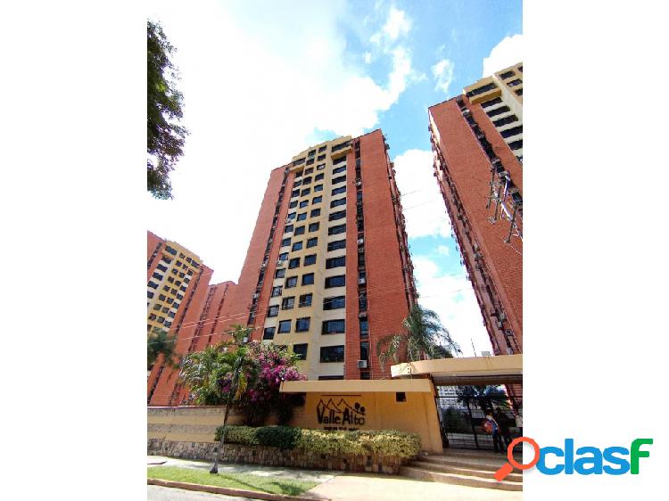 Apartamento en Venta Res Valle Alto Mañongo, con pozo