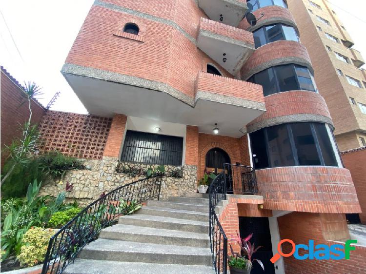 Apartamento en Venta, Res. Zaida, Urb. La Soledad, Maracay.