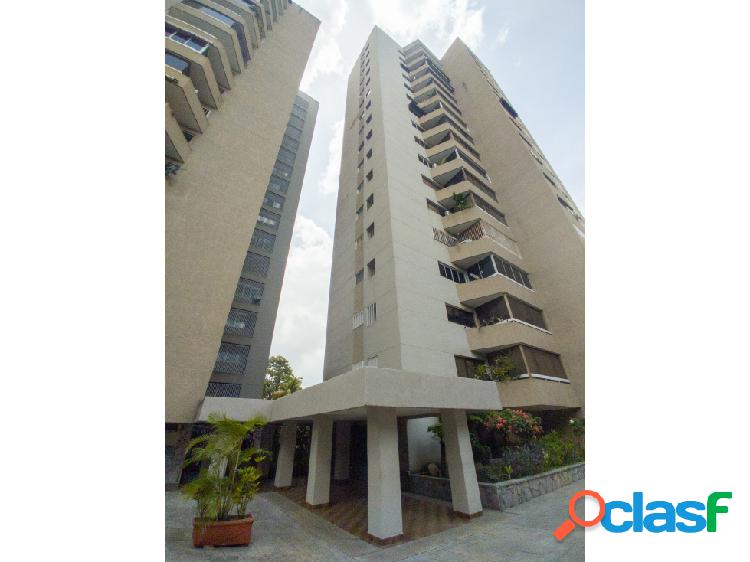 Apartamento en alquiler en La Floresta 240m2