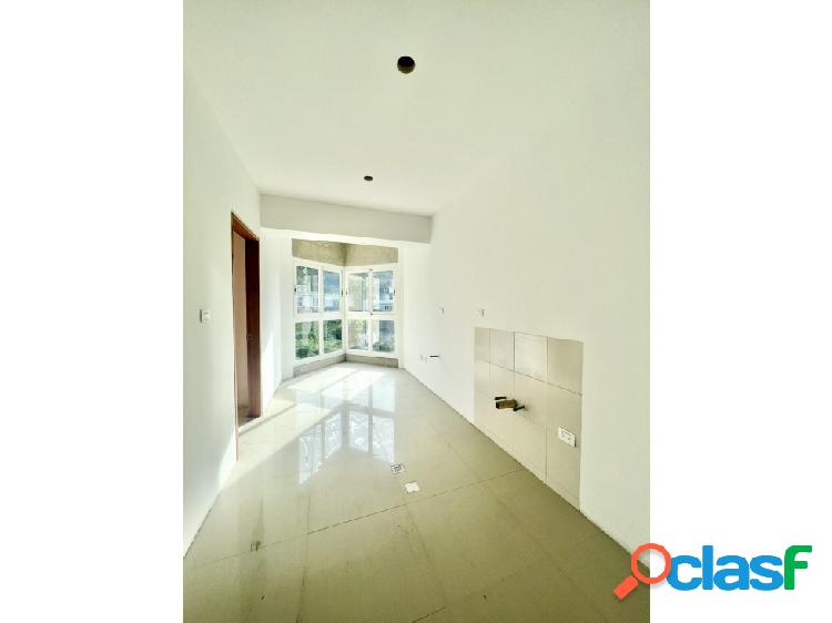 Apartamento en venta en Lomas de las Mercedes 2H/ 2B/ 2P/ 1M