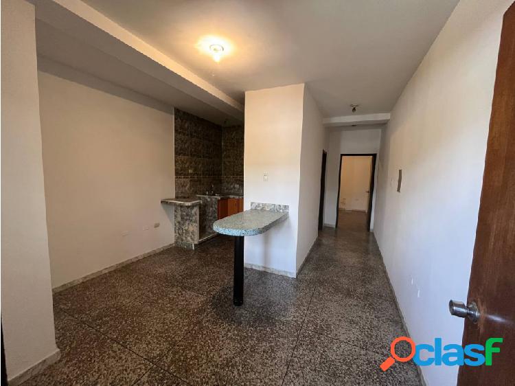 Apartamento tipo estudio en Alquiler, sector La Cooperativa,