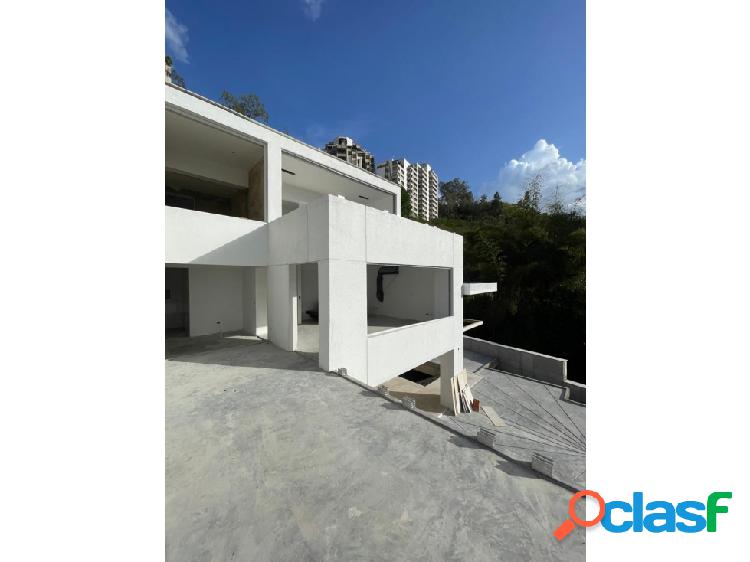 Apartamento triplex de 680m2 en venta en Los Naranjos