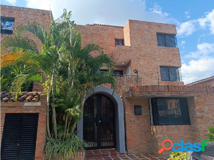 Apartoquinta en Venta Urb. El Bosque PE-7123029