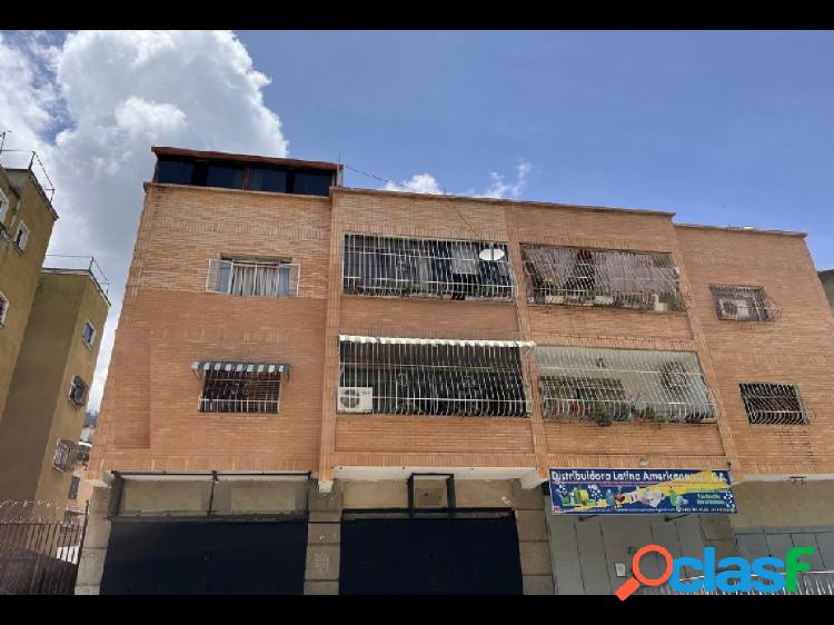 Apto. / Venta / Urb. Las Palmas / 2Hab/ 1B / 1 PE / 69 M2