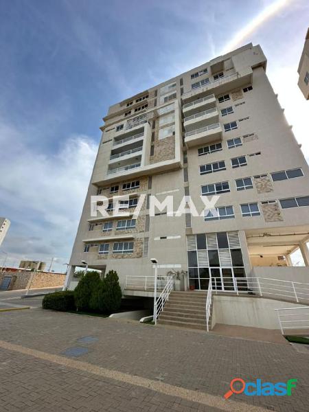 Apto. en Venta Resd. Plaza Campos/Remax Millenium.