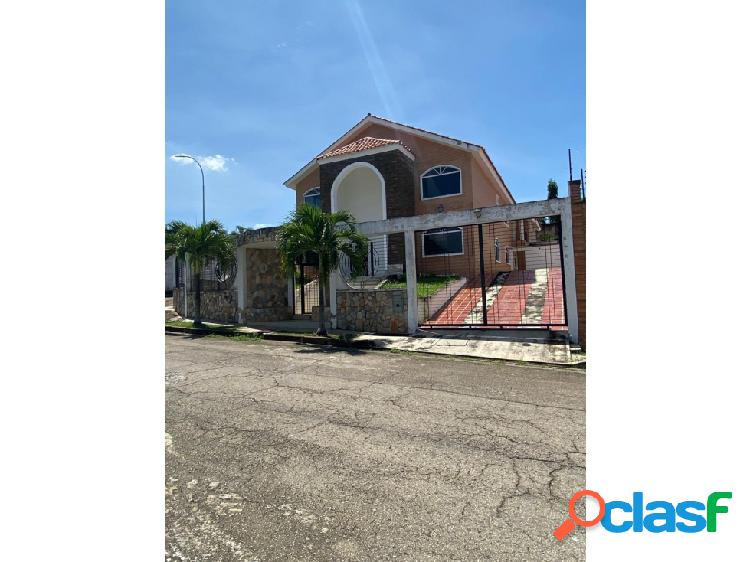 CASA EN VENTA EN ALTOS DE GUATAPARO