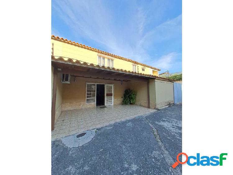 CASA EN VENTA EN EL SECTOR LOS CARDONES BARQUISIMETO