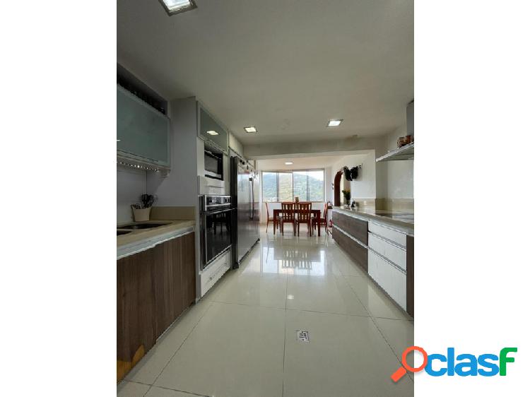 CASA EN VENTA EN LA TRINIDAD. RES EL RINCON 350M2