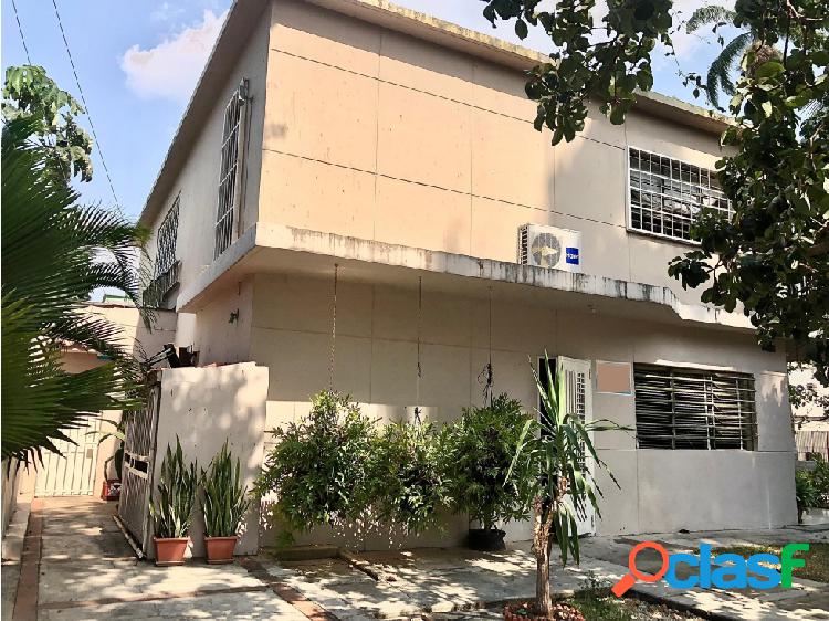 CASA EN VENTA EN URBANIZACIÓN CARABOBO ED-7353246