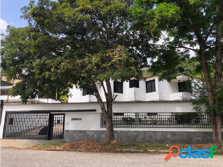 CASA EN VENTA O ALQUILER PRADOS DEL ESTE