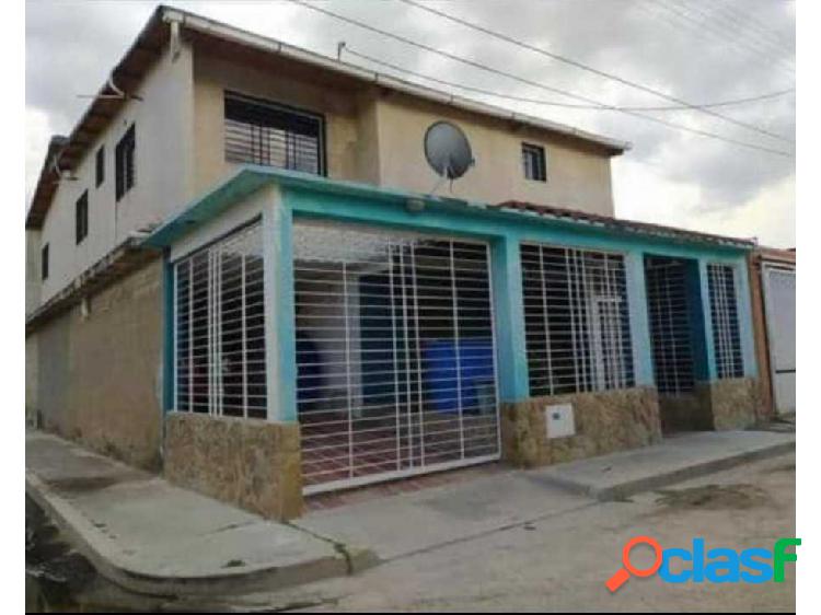 CASA EN VENTA PALO NEGRO URB ARAGUANEY