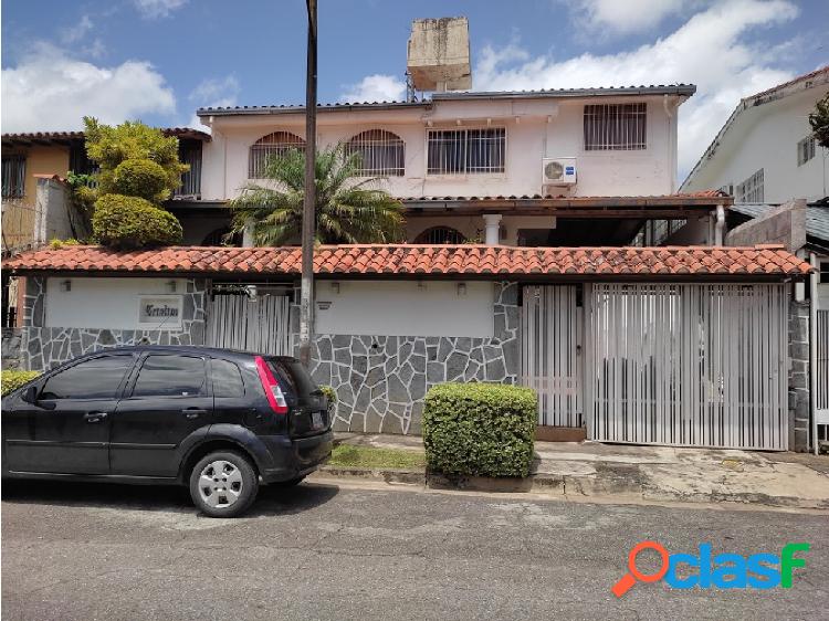 CASA EN VENTA - URB. EL MACARACUAY