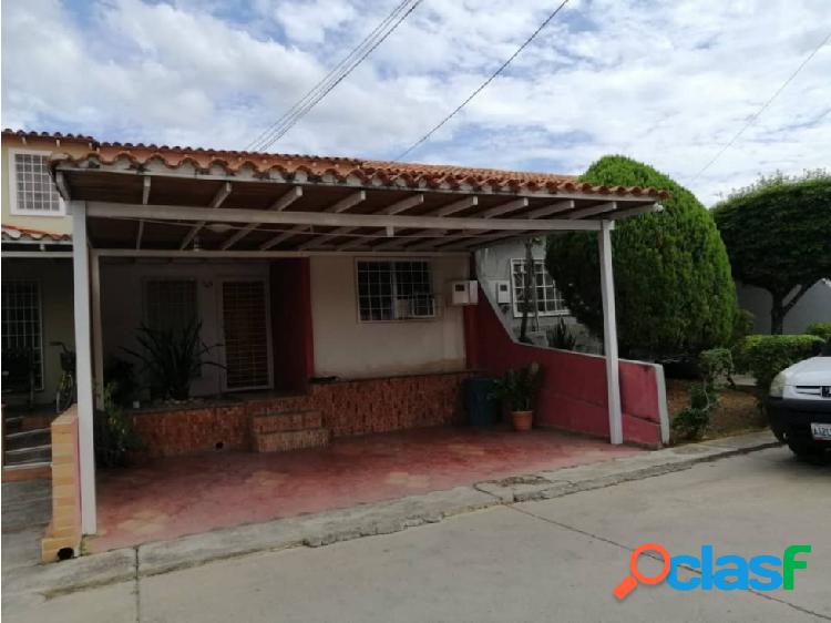 CASA EN VENTA URBANIZACION PRADOS DEL GOLF III CABUDARE LA