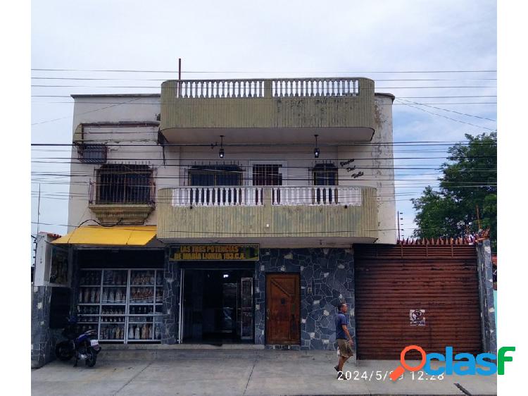 Casa Comercial en Venta en la Cooperativa, Maracay