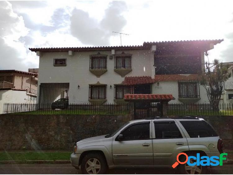 Casa En Venta - El Marqués 350 Mts2 C. 710 Mts2 T. Caracas