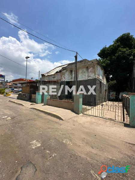 Casa Para Remodelacion En Venta. Remax Millenium