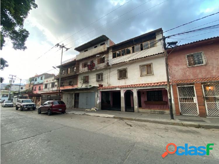 Casa-Quinta El Cementerio, 174Mts2, 3 niveles, vivienda o