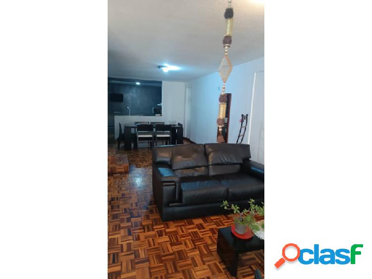 Casa Quinta en Venta en Res. Las Trinitarias, Urb. El