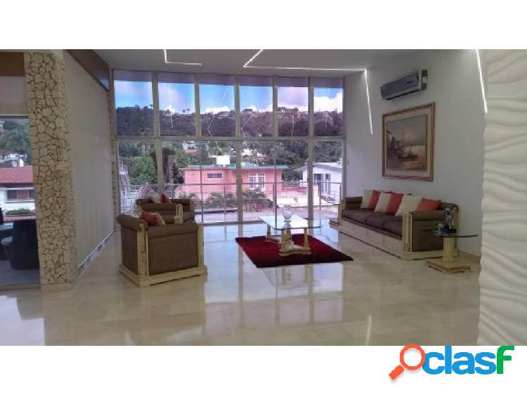 Casa Quinta en Venta ubicada en Prados del Este, Caracas.